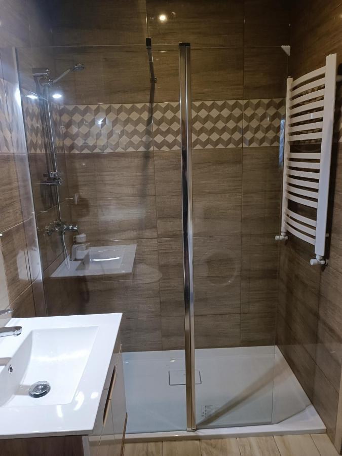 Apartament Na Kawiarach Гниежно Екстериор снимка