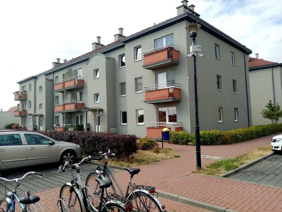 Apartament Na Kawiarach Гниежно Екстериор снимка
